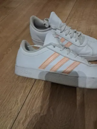 Zapatillas Adidas blancas y rosas 38 2/3