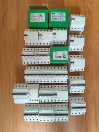 Lotes  Automático 10,16,20,25,32,40A diferencial