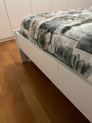 Letto matrimoniale Ikea