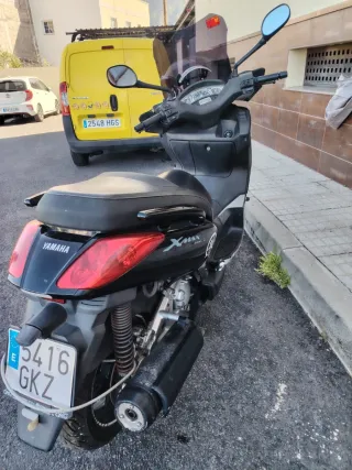 Yamaha X Max 250