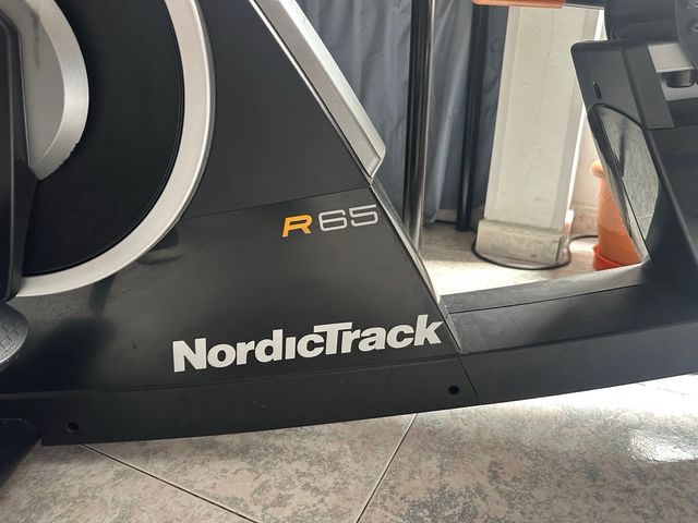 Bicicleta Estática NordicTrack R65