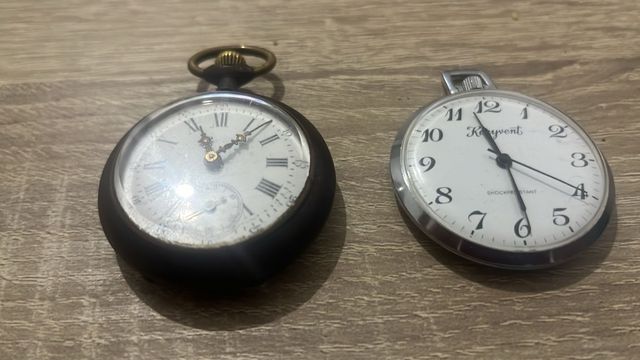 2 Orologi da Tasca (1 Funzionante)