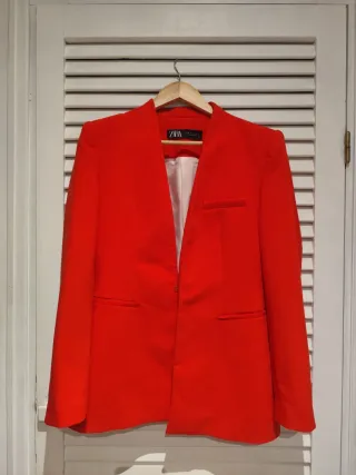 Conjunto traje mujer rojo