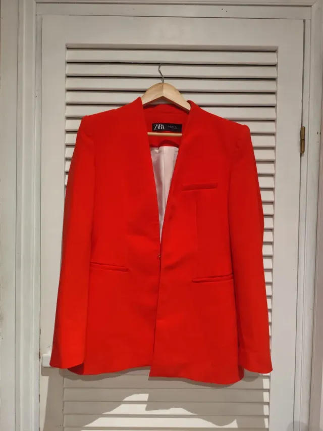 Conjunto traje mujer rojo