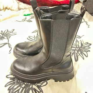 Botas negras de plataforma