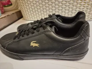 Zapatillas Lacoste Negras y Doradas