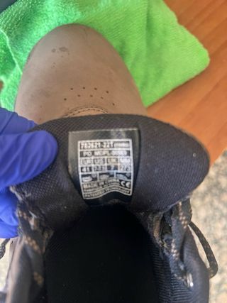 Zapatos MBT Marrones con Cordones