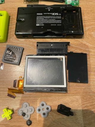 2 Nintendo DS Lite para piezas verde y negra