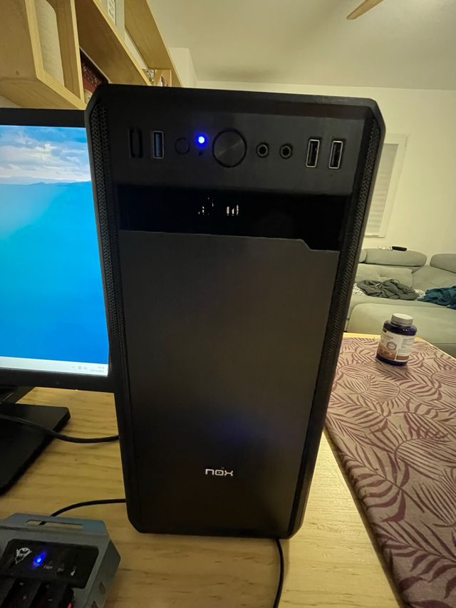 Ordenador sobremesa completo