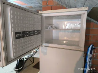 Frigorífico blanco con congelador balay