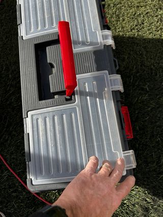 Caja de herramientas Keter Omega 24