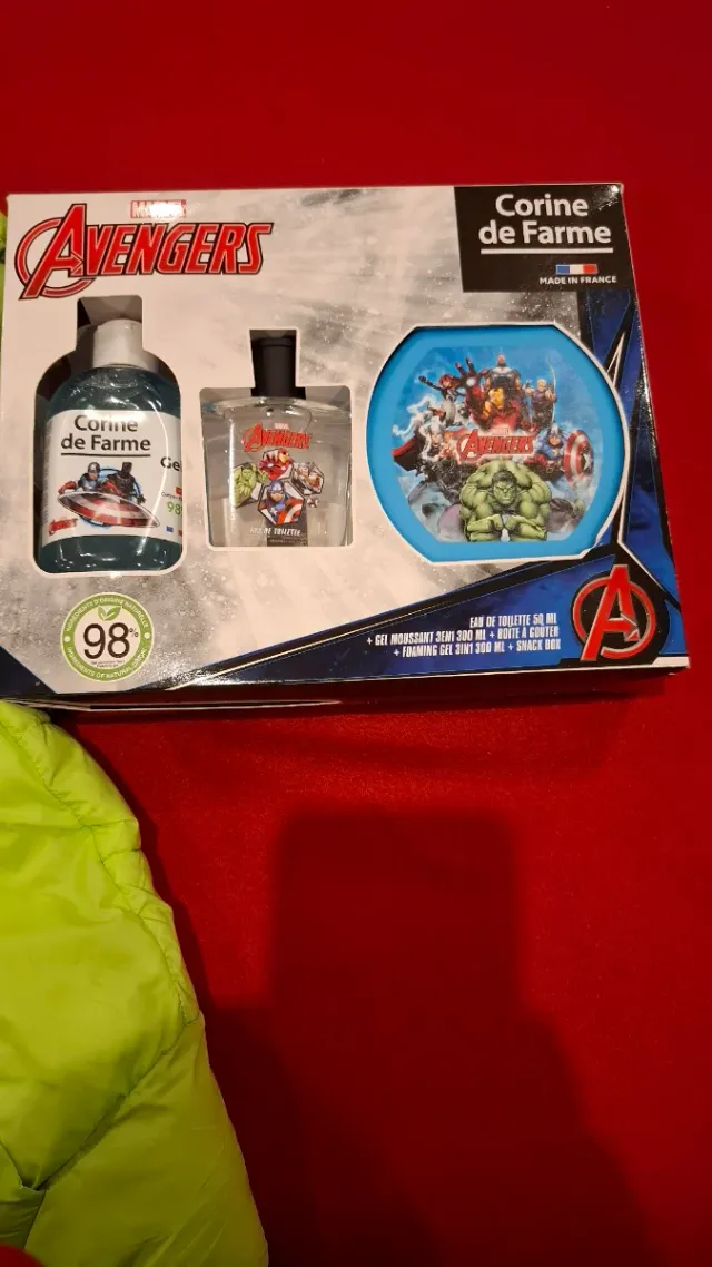 Natal - Colete verde 12 anos + oferta perfume