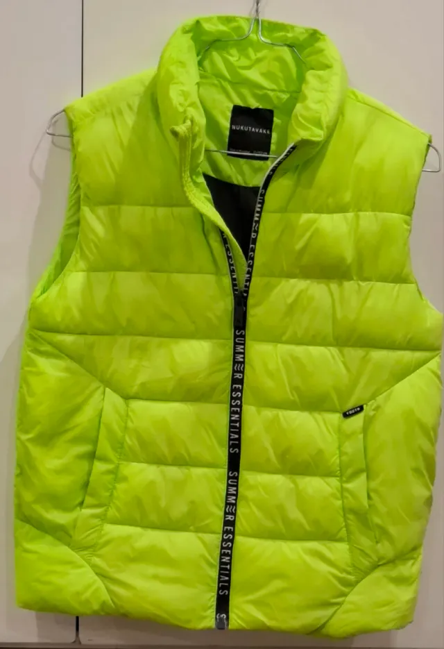 Natal - Colete verde 12 anos + oferta perfume