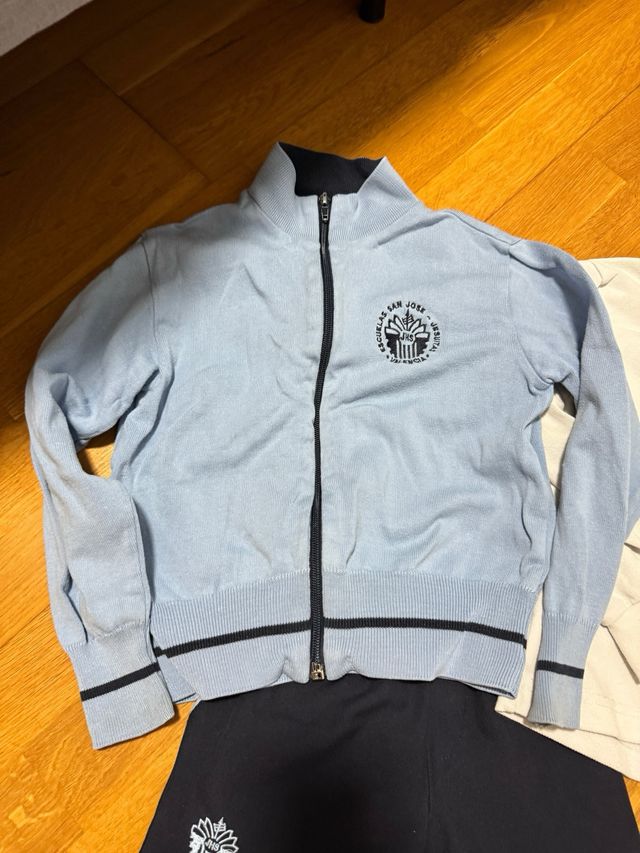 Uniforme escolar Jesuitas Talla 4