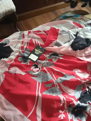 Dos pañuelos preciosos y coloridos