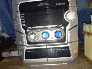 Minicadena LG 3CD MP3 CD-R/RW TAPE