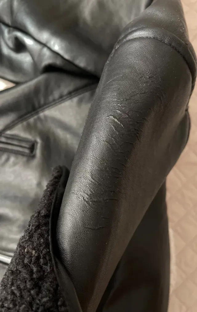 Blusão Pele sintética