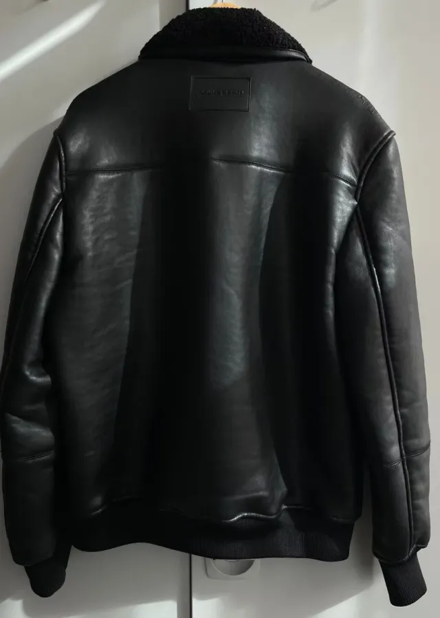 Blusão Pele sintética