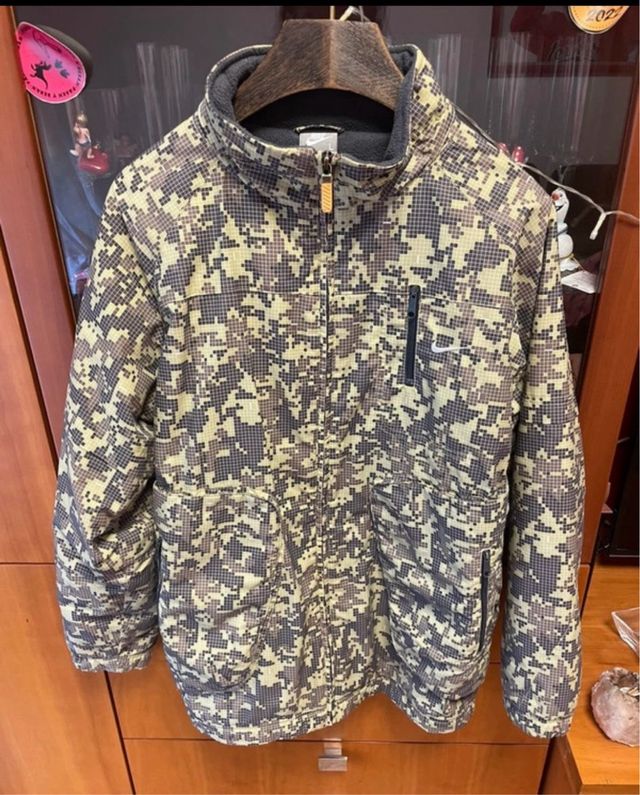 Anorak Nike Estampado Camuflaje