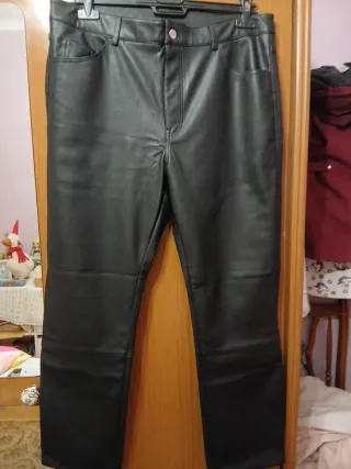 Pantalón cuero negro talla 46