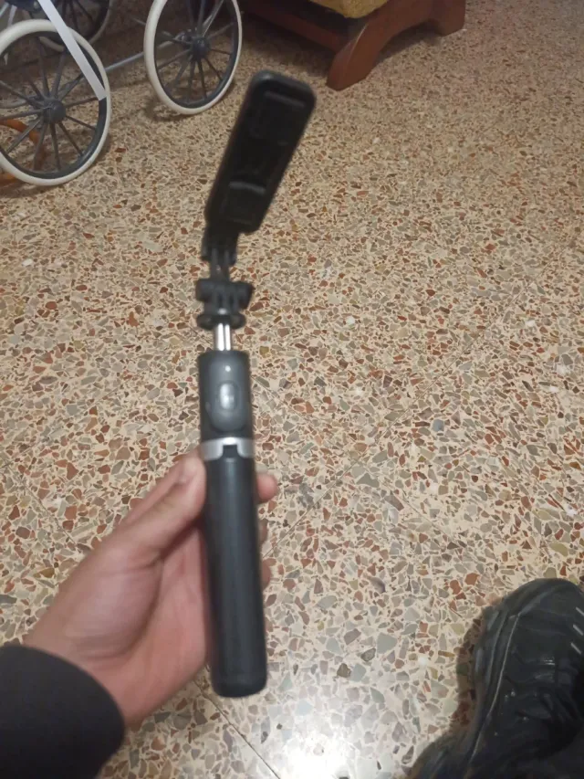 Palo selfie con mando