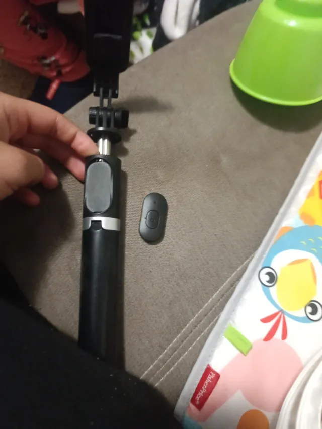 Palo selfie con mando