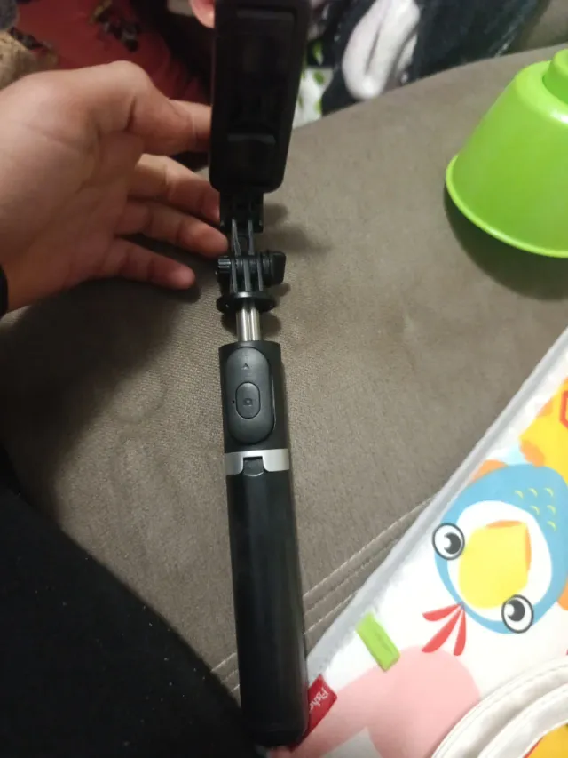 Palo selfie con mando