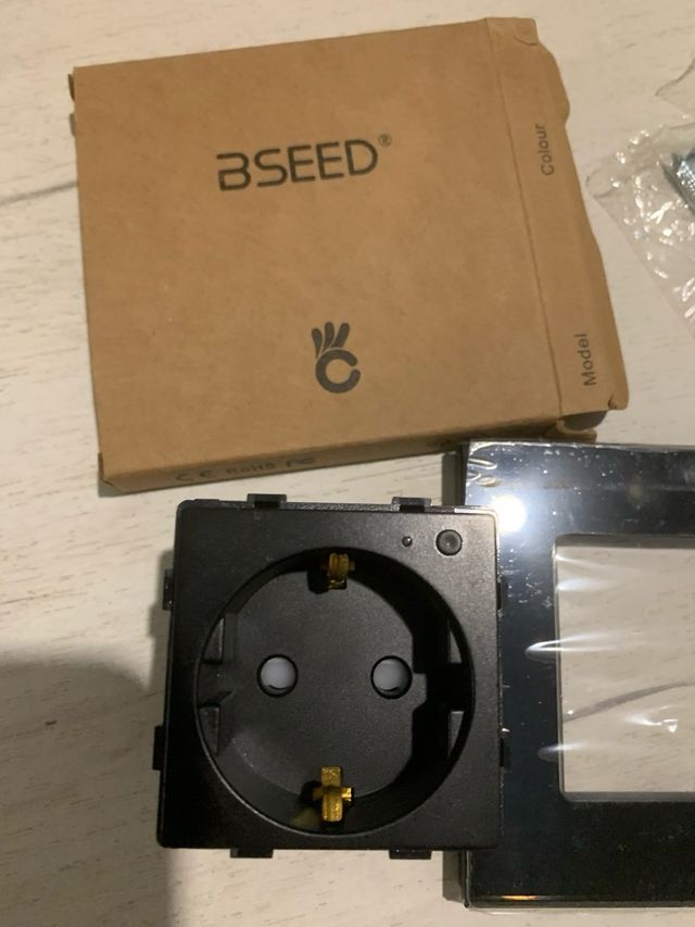 Tomada Inteligente BSEED Preta