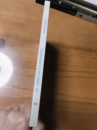 El libro de la hermana