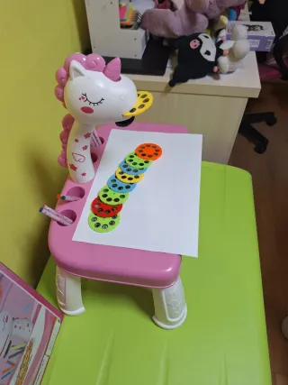 Mesa proyector dibujo unicornio infantil
