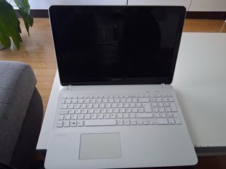 Portatile Sony VAIO bianco