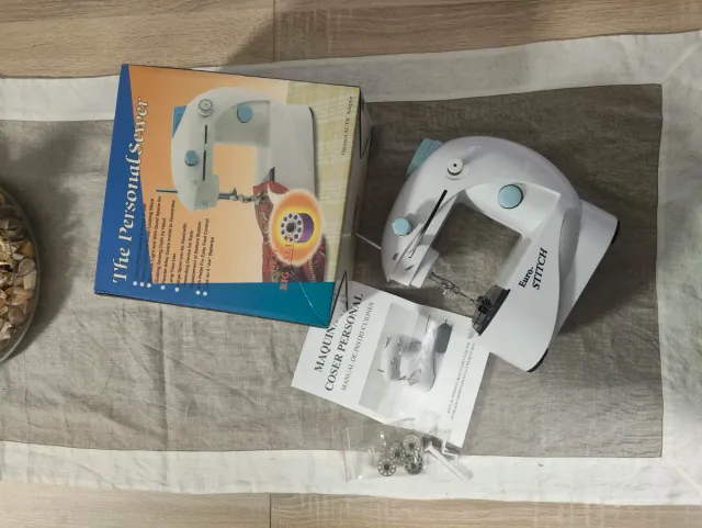 Máquina de Costura Portátil Euro-Stitch