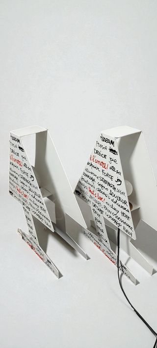 Set 2 Lampade Design Scritte