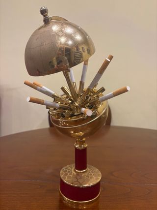 cigarrera musical en bronce Años 70