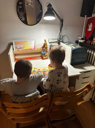 Cambiador y escritorio para bebé