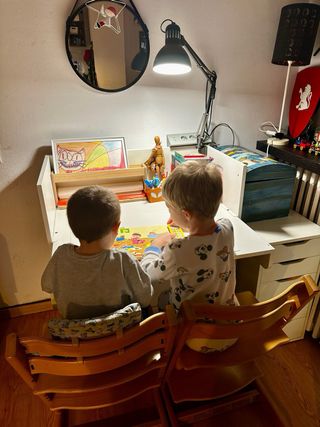 Cambiador y escritorio para bebé