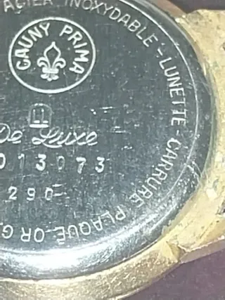 Reloj CAUNY placa oro cuerda