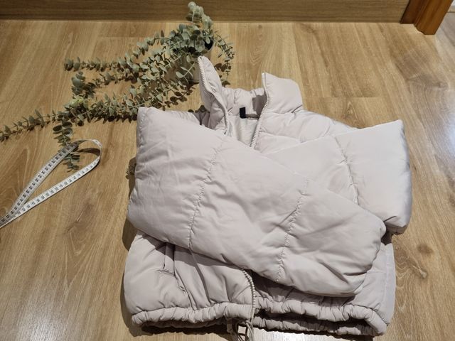 Chaqueta acolchada H&M beige corta T. XXS