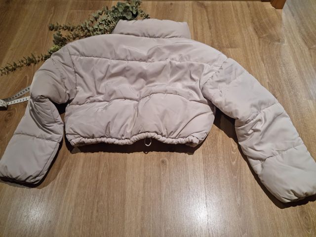 Chaqueta acolchada H&M beige corta T. XXS