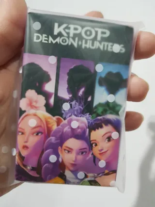 Cartas Holográficas Huntrix