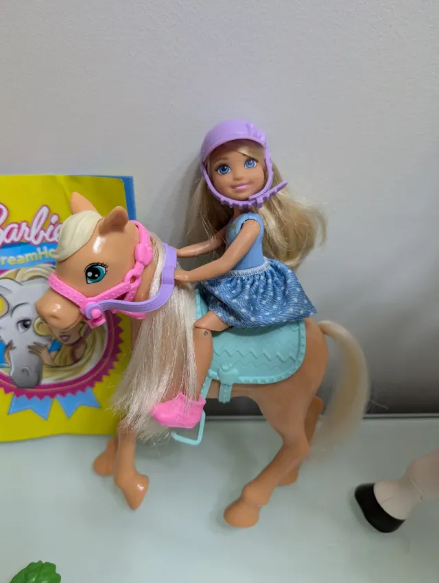 Barbie DreamHorse interactivo +Chelsea con caballo
