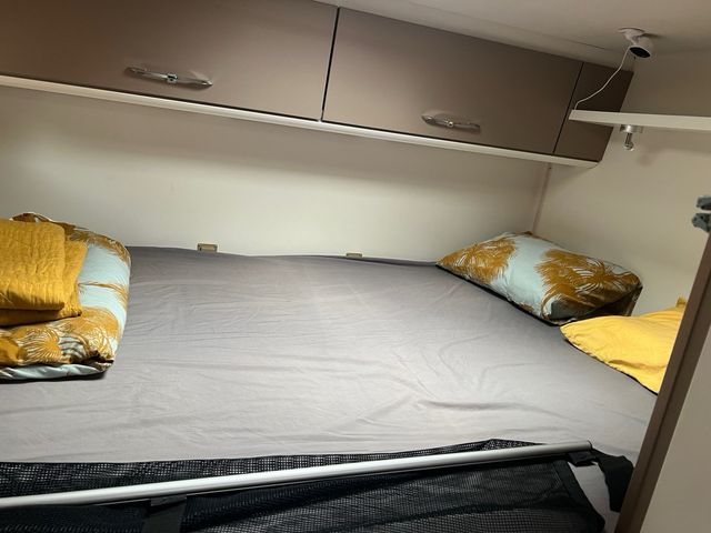 Autocaravana Etrusco V5900 DB.