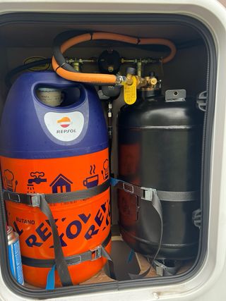 Autocaravana Etrusco V5900 DB.