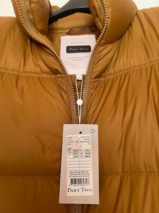 Plumas mujer largo ligero camel sin estrenar