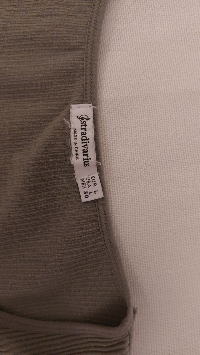 Camiseta Stradivarius Talla L manga larga