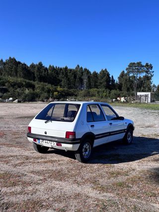 Peugeot 205 1996