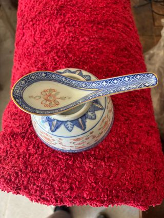 4 Taças e Colheres Cerâmica Oriental