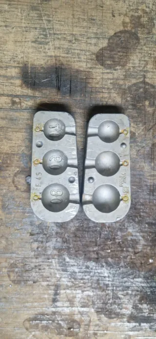 Molde plomos pesca redondos