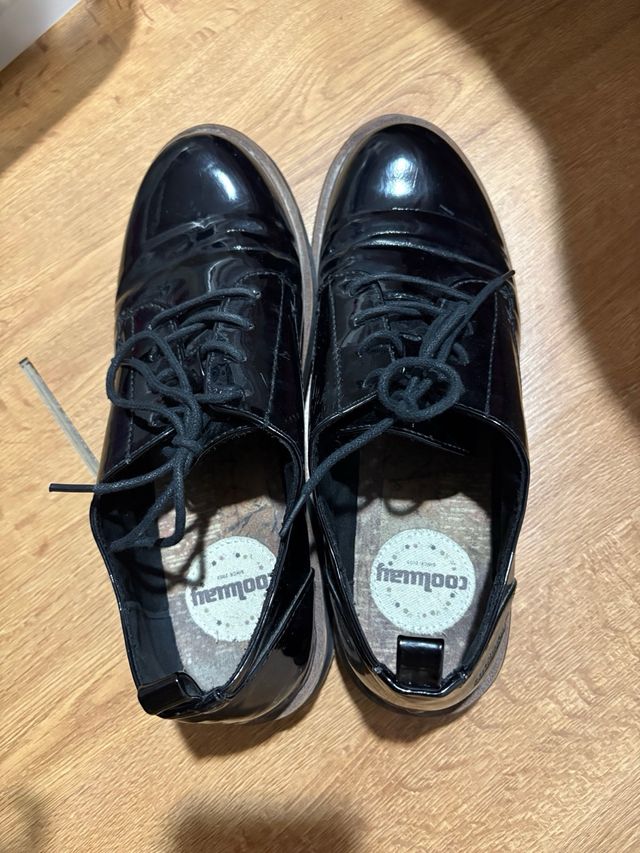 Mocasines negros charol