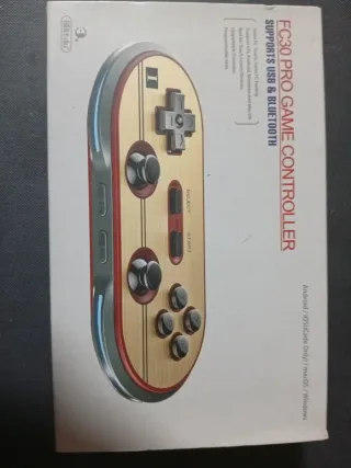 Mando FC30 Pro Game Controller 8Bitdo